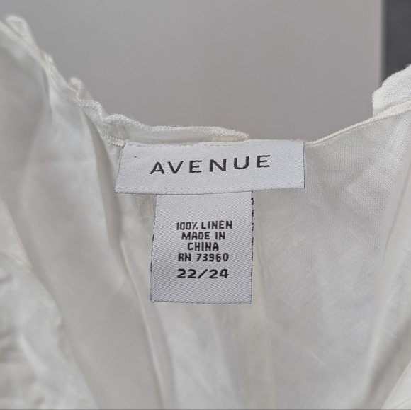 Avenue Ivory Lace-Trimmed Top - Picture 3 of 4